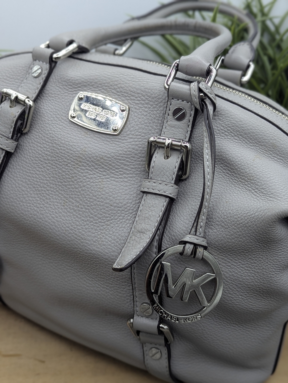 Michael By Michael Kors Bedford Gray Leather Shoulder Bag Casual Dress Work